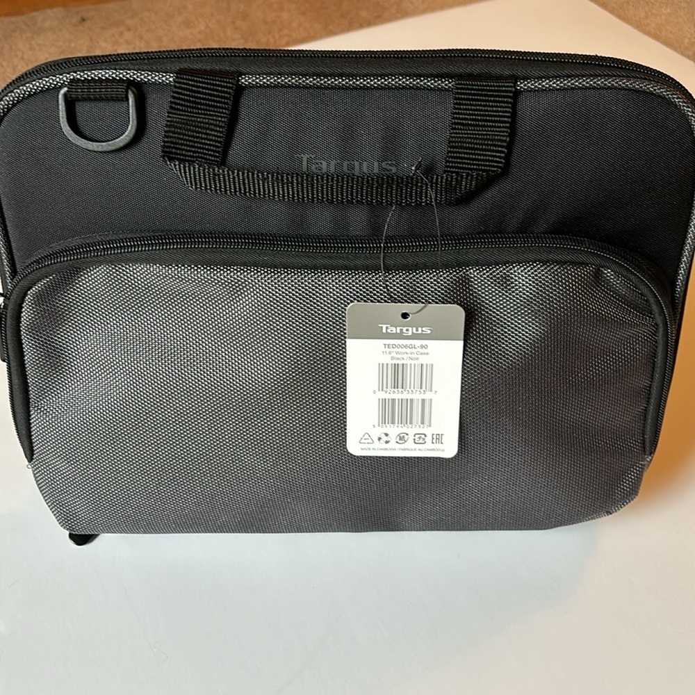 Targus Work-In Case for Laptop/iPad/Tablet Case NWT